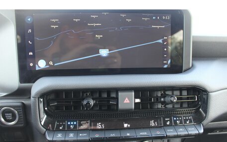 Toyota Land Cruiser Prado, 2024 год, 8 995 000 рублей, 10 фотография