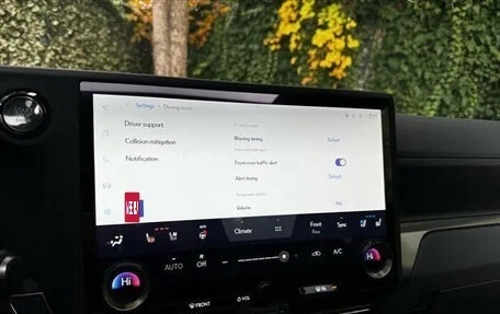 Lexus GX, 2024 год, 13 600 000 рублей, 18 фотография