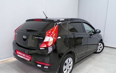 Hyundai Solaris II рестайлинг, 2015 год, 885 000 рублей, 3 фотография