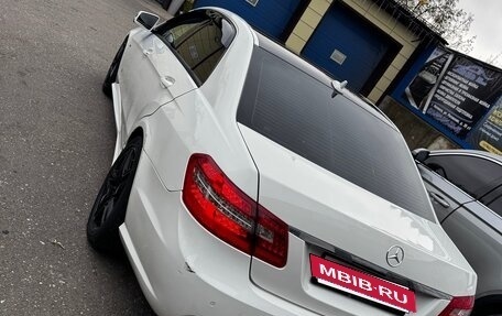 Mercedes-Benz E-Класс, 2011 год, 1 040 000 рублей, 4 фотография