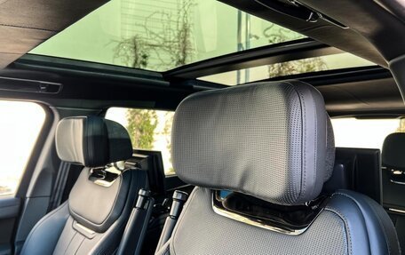 Land Rover Range Rover IV рестайлинг, 2025 год, 37 000 000 рублей, 6 фотография