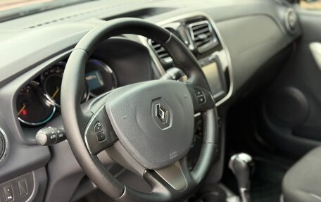 Renault Sandero II рестайлинг, 2015 год, 885 000 рублей, 13 фотография