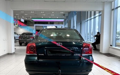 Toyota Avensis III рестайлинг, 2005 год, 592 000 рублей, 7 фотография