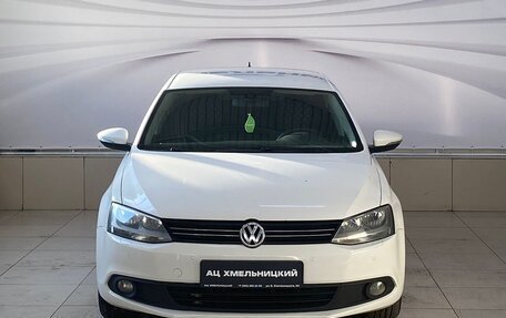 Volkswagen Jetta VI, 2013 год, 999 000 рублей, 2 фотография