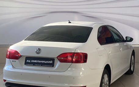 Volkswagen Jetta VI, 2013 год, 999 000 рублей, 4 фотография