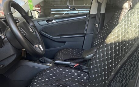 Volkswagen Jetta VI, 2013 год, 999 000 рублей, 7 фотография