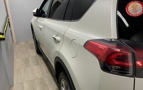Toyota RAV4, 2017 год, 2 690 000 рублей, 3 фотография