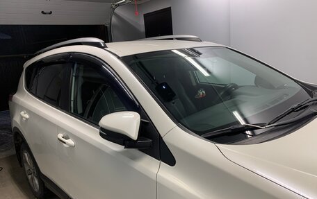 Toyota RAV4, 2017 год, 2 690 000 рублей, 6 фотография