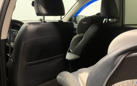 Toyota RAV4, 2017 год, 2 690 000 рублей, 18 фотография