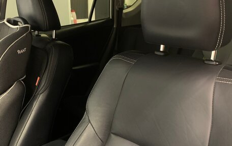 Toyota RAV4, 2017 год, 2 690 000 рублей, 21 фотография