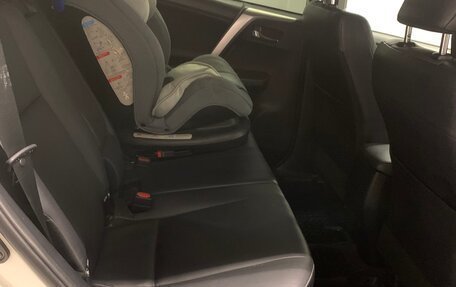 Toyota RAV4, 2017 год, 2 690 000 рублей, 19 фотография