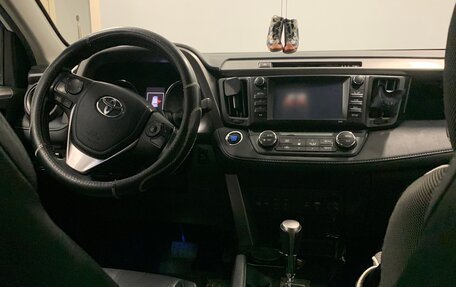 Toyota RAV4, 2017 год, 2 690 000 рублей, 22 фотография