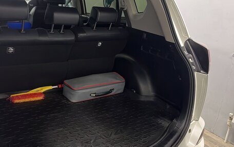 Toyota RAV4, 2017 год, 2 690 000 рублей, 24 фотография