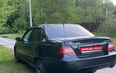 Daewoo Nexia I рестайлинг, 2009 год, 180 000 рублей, 2 фотография