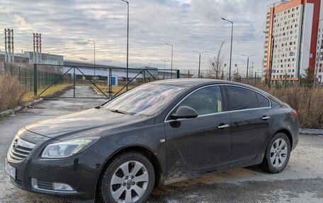 Opel Insignia II рестайлинг, 2010 год, 700 000 рублей, 2 фотография