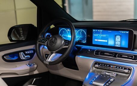 Mercedes-Benz V-Класс, 2024 год, 15 500 000 рублей, 12 фотография