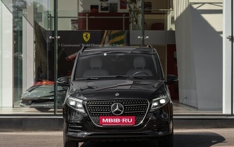 Mercedes-Benz V-Класс, 2024 год, 15 500 000 рублей, 2 фотография