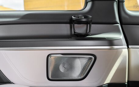 Mercedes-Benz V-Класс, 2024 год, 15 500 000 рублей, 19 фотография