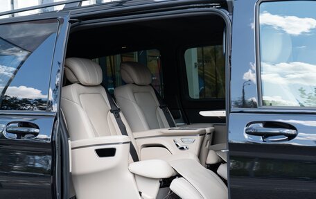 Mercedes-Benz V-Класс, 2024 год, 15 500 000 рублей, 23 фотография