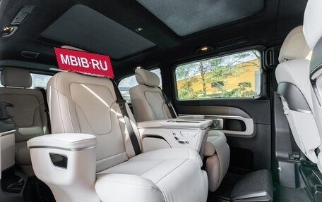 Mercedes-Benz V-Класс, 2024 год, 15 500 000 рублей, 22 фотография