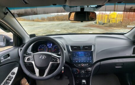 Hyundai Solaris II рестайлинг, 2015 год, 1 077 000 рублей, 11 фотография