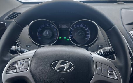 Hyundai ix35 I рестайлинг, 2010 год, 1 050 000 рублей, 15 фотография