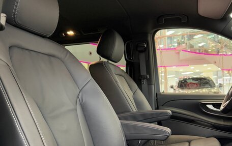 Mercedes-Benz V-Класс, 2024 год, 11 995 000 рублей, 24 фотография