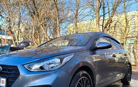 Hyundai Solaris II рестайлинг, 2017 год, 1 440 000 рублей, 2 фотография