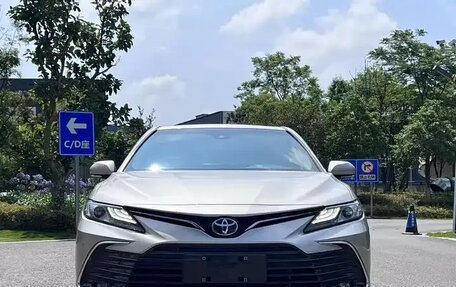 Toyota Camry, 2021 год, 2 250 000 рублей, 2 фотография