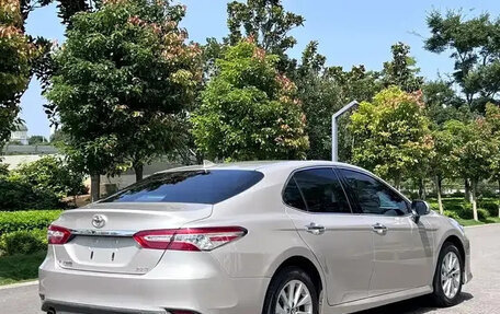 Toyota Camry, 2021 год, 2 250 000 рублей, 7 фотография