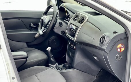 Renault Logan II, 2020 год, 659 000 рублей, 20 фотография