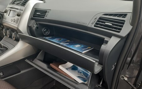 Toyota Verso I, 2011 год, 1 035 000 рублей, 21 фотография