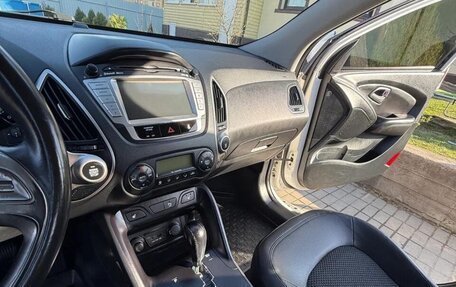 Hyundai ix35 I рестайлинг, 2012 год, 1 500 000 рублей, 9 фотография