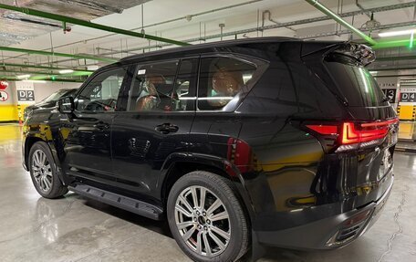 Lexus LX, 2025 год, 22 490 000 рублей, 32 фотография