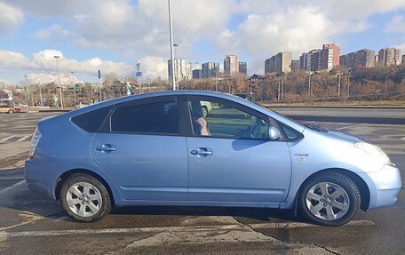 Toyota Prius, 2009 год, 780 000 рублей, 3 фотография