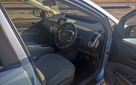 Toyota Prius, 2009 год, 780 000 рублей, 14 фотография