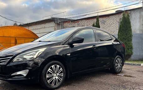 Hyundai Solaris II рестайлинг, 2015 год, 1 100 000 рублей, 6 фотография