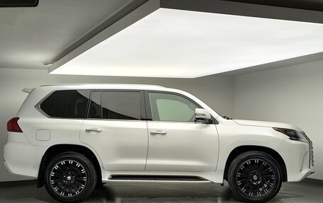 Lexus LX III, 2016 год, 7 895 000 рублей, 3 фотография