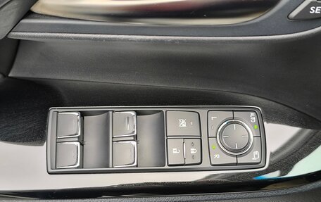 Lexus LX III, 2016 год, 7 895 000 рублей, 17 фотография