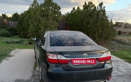 Toyota Camry, 2017 год, 2 150 000 рублей, 3 фотография