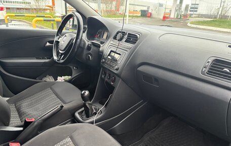 Volkswagen Polo VI (EU Market), 2016 год, 810 000 рублей, 12 фотография