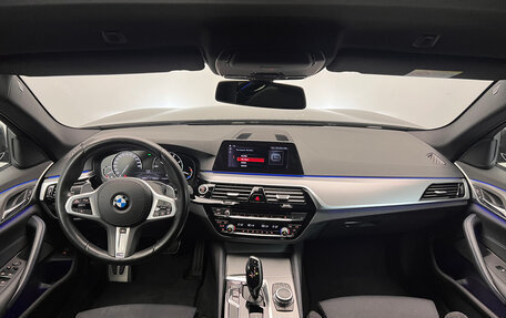 BMW 5 серия, 2019 год, 4 750 000 рублей, 15 фотография