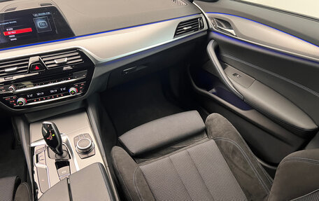 BMW 5 серия, 2019 год, 4 750 000 рублей, 17 фотография