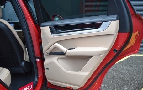 Porsche Cayenne III, 2025 год, 18 990 000 рублей, 18 фотография