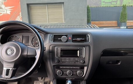 Volkswagen Jetta VI, 2014 год, 1 300 000 рублей, 8 фотография