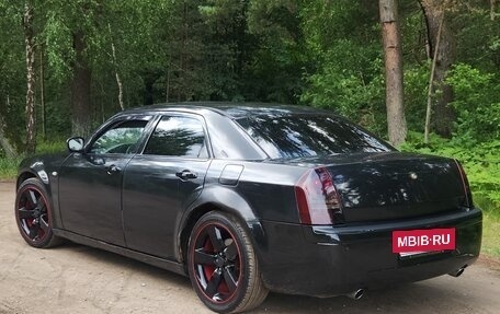 Chrysler 300C II, 2005 год, 1 150 000 рублей, 4 фотография