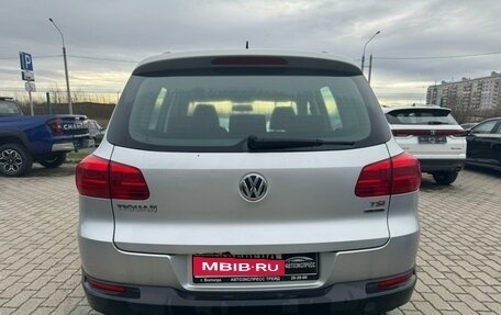 Volkswagen Tiguan I, 2012 год, 990 000 рублей, 4 фотография