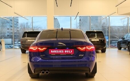 Jaguar XF II, 2016 год, 2 500 000 рублей, 7 фотография