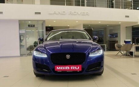 Jaguar XF II, 2016 год, 2 500 000 рублей, 2 фотография