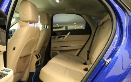 Jaguar XF II, 2016 год, 2 500 000 рублей, 28 фотография